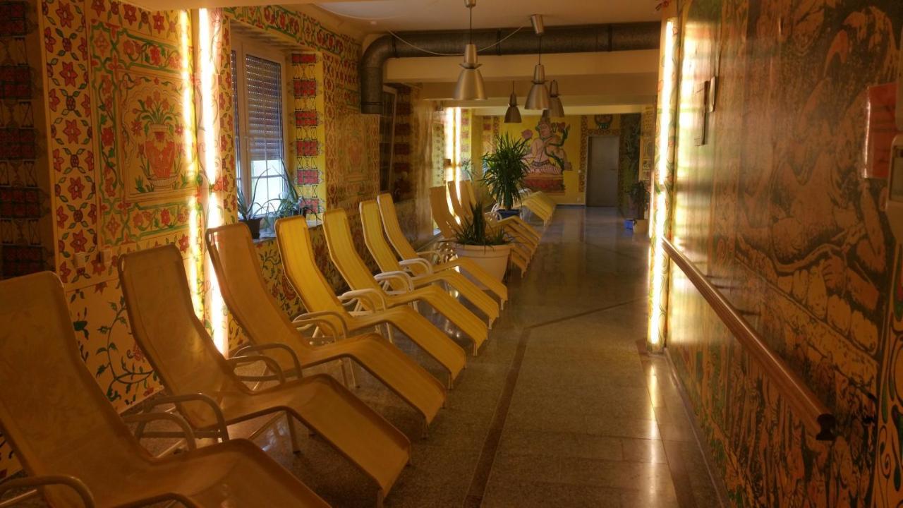 Hotel Reuterhof Reuterstadt Stavenhagen Εξωτερικό φωτογραφία