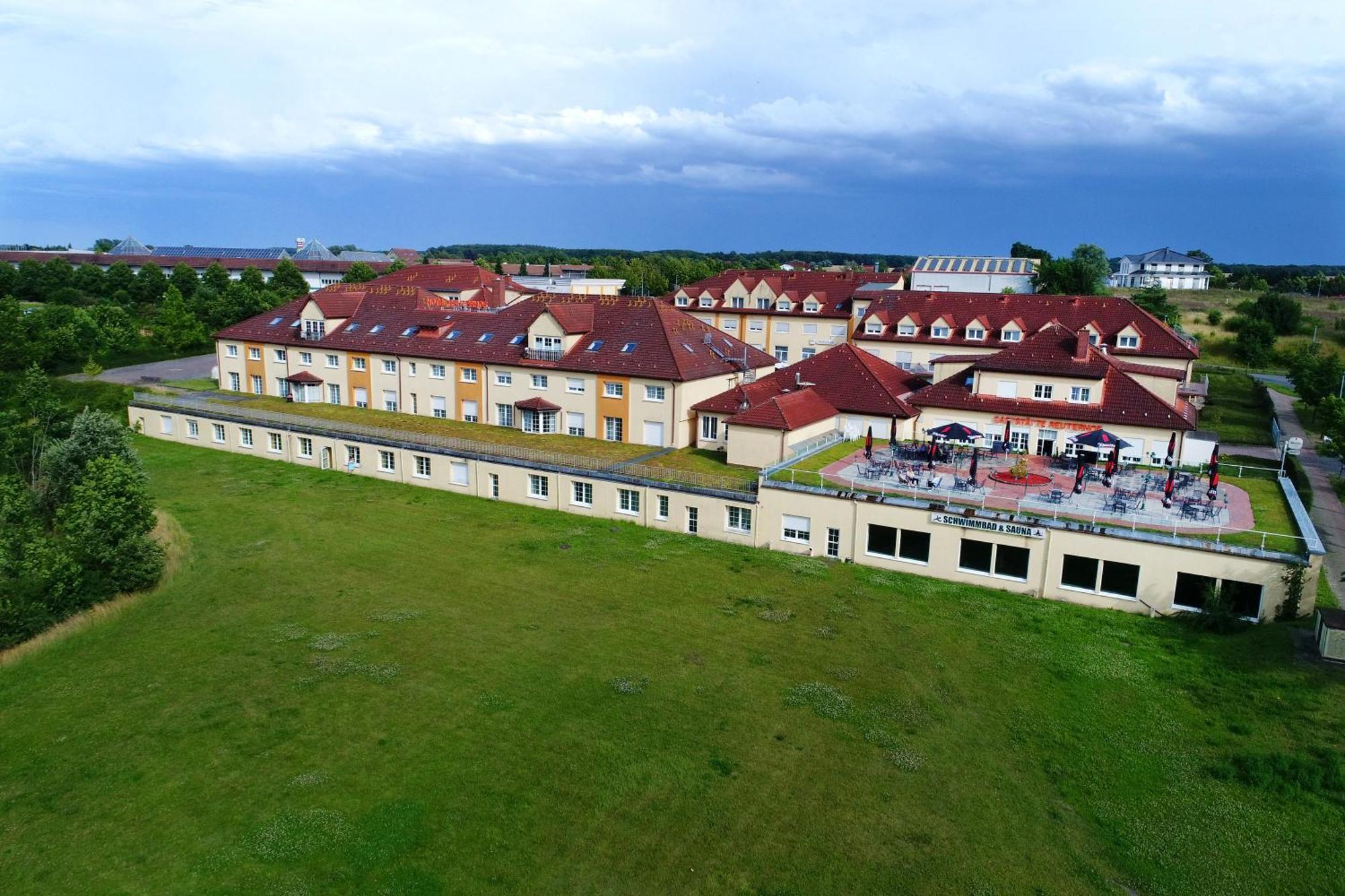 Hotel Reuterhof Reuterstadt Stavenhagen Εξωτερικό φωτογραφία