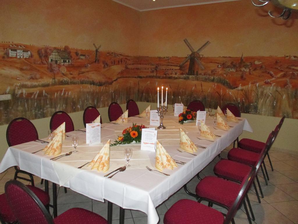 Hotel Reuterhof Reuterstadt Stavenhagen Εξωτερικό φωτογραφία