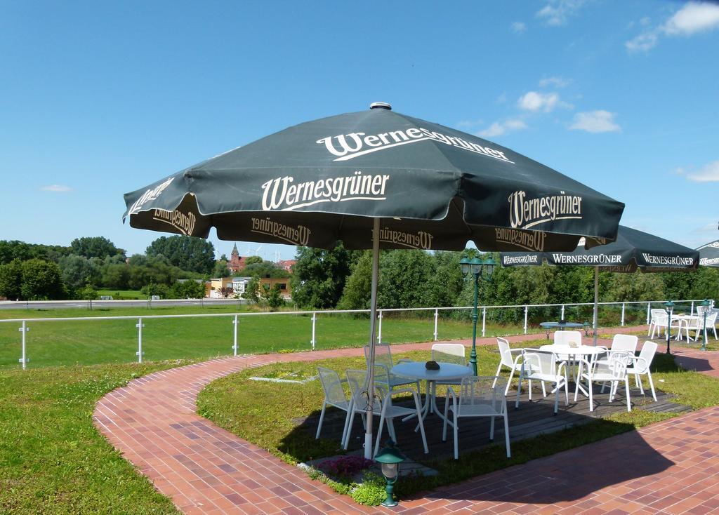 Hotel Reuterhof Reuterstadt Stavenhagen Εξωτερικό φωτογραφία