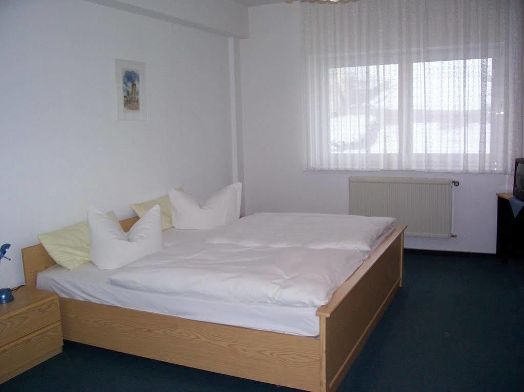 Hotel Reuterhof Reuterstadt Stavenhagen Εξωτερικό φωτογραφία